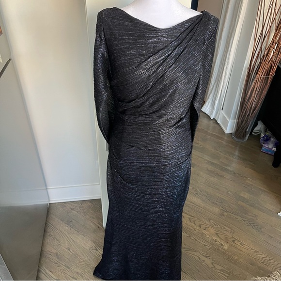NWT. Betsy & Adam Metallic Cape Gown - Picture 14 of 15